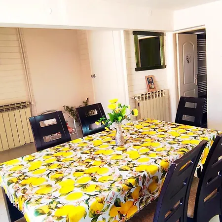 Regina House * Metaxáta